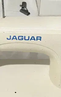 چرخ خیاطیJAGUAR به همراه سردوز سه نخ