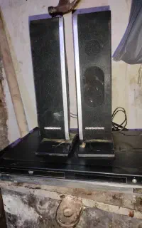 دستگاه پخش DVD فلش‌و رم خور ظ