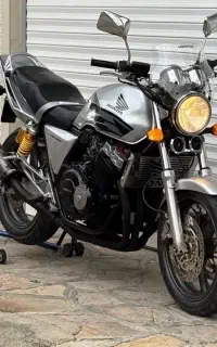 cb 400هایپر2001 معاوضم دارم