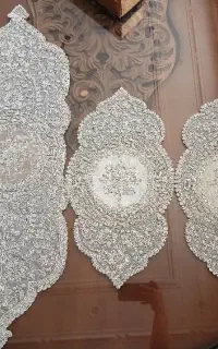 رومیزی دانتل ، مخمل