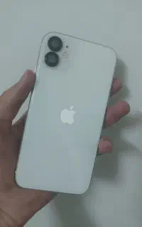 آیفون ۱۱ نرمال به همراه لوازم جانبی