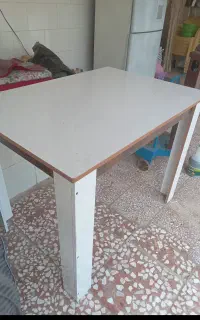 اقلام کاربردی پرده ،بخاری.میز.وصندلی