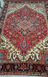 فرش هریس تاجری ۹ متری