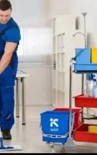 نظافتچی آقا و خانوم