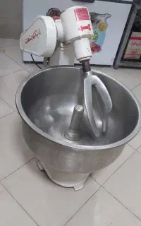 خمیرگیر قنادی