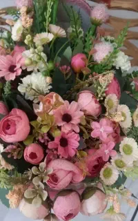 دسته گل‌های مصنوعی متنوع خارجی
