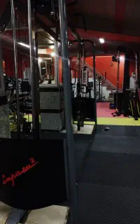 باشگاه بدنسازی شکرزاده