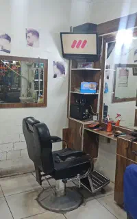 مغازه آرایشگری مردانه