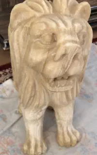 مجسمه سنگی دست ساز