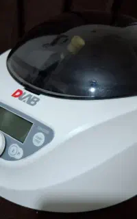 سانتریفیوژ ۶ شاخه ی DLab مدل DM0506 پنج هزار دور