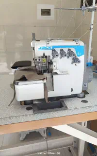 چرخ خیاطی زیگزال ۴نخ جک E3 آماده