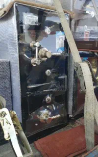 گاوصندوق کوچک بزرگ در شترخوار نوده اول و دوم