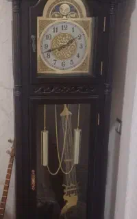 ساعت ایستاده‌ی‌چوبی