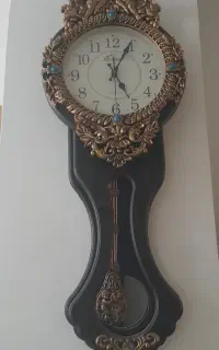 ساعت دیواری