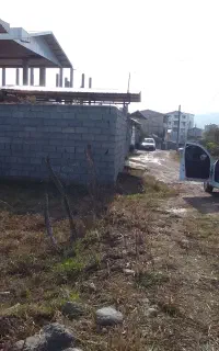 ماشین سواری دارم دنبال کارهستم