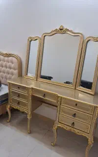 میز آرایشی