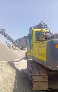 بیل سپاهان 220 کارکرد 2500 ساعت