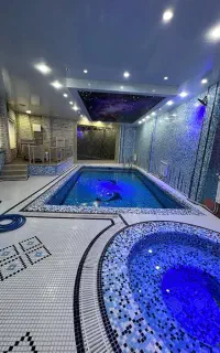 استخر جکوزی فول امکانات