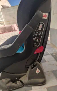 صندلی کودک خودرو