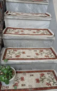 گلیم .رو پله ای