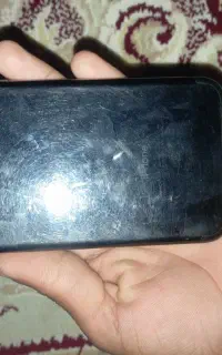 فروشی 9میلیون  فقط ال سی دی شکسته و باطری میخاد