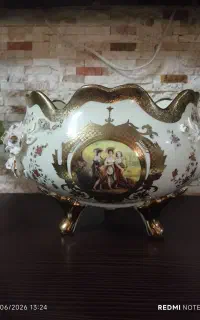 دکوری گل برجسته