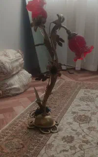 چراغ (آباژور)
