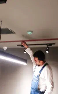 برقکار برق کار ساختمان(نصب و سرویس کولر آبی)