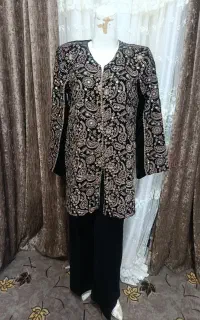 خیاطی و جواهر دوزی