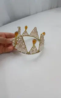 تل تاج