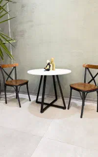 صندلی کافه ای لهستانی