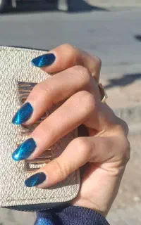 کاشت ناخن ۶۵۰