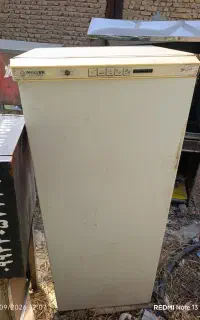 فرساندویچ یخچال میزکار