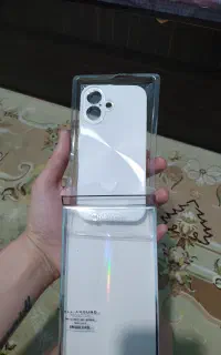 قاب  گارد آیفون ۱۶ نرمال