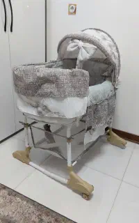 ننی کودک یا گهواره سه کاره ملورین