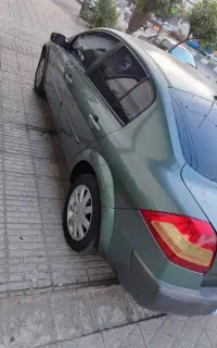 مگان ۲۰۰۰ تمام فابریک