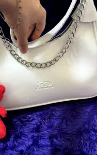 کیف دوشی آویز دار سفید رنگ