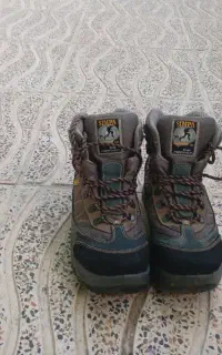 کفش کوهنوردی سیمپا