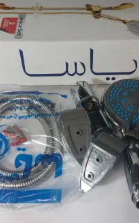 علم یونیکا تک‌کاره / دوش حمام