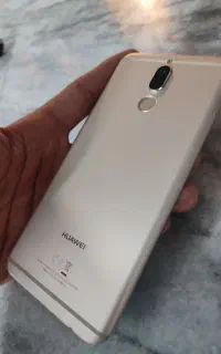 هوآوی mate 10 lite خیلی تمیز