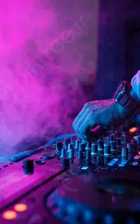 اجراگرموسیقیDJ«اکوبیت+»جهت رزروبامادرارتباط باشید