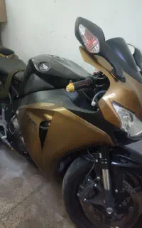 cbr1000 cb mt09 r1 gsx biking