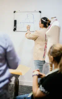 آموزش خیاطی در مزون