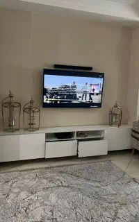 مراقب و پرستار میخوام خانه و حقوق و خوراک داره