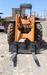 تراکتور رمانی بیل عقب