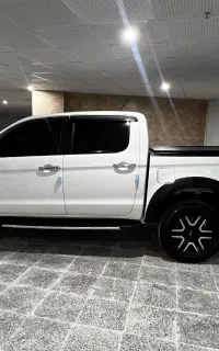 کی ام‌سی T8
