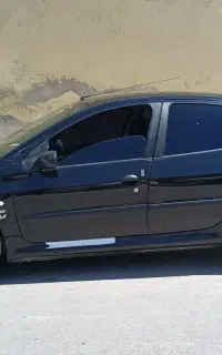 پژو ۲۰۶ مشکی