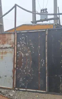 جوشکار درب و پنجره مسلط به برشکاری با هوا