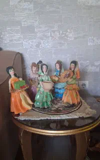 مجسمه هفت سین خمیر چینی