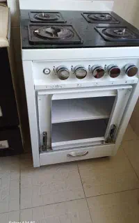 ۱ عدد ماکروویو  بوتان و ۱ عدد گاز ۴ شعله